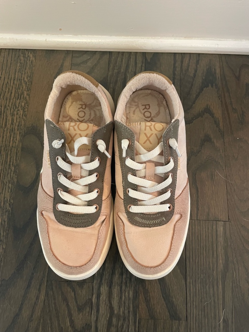 Roxy Pink and Gray Low-Top Lace-Up Sneakers